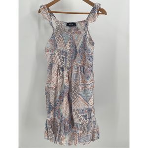 Blue B Dress Women’s Size Medium White Floral Smocked‎ Sleeveless Bandana Print